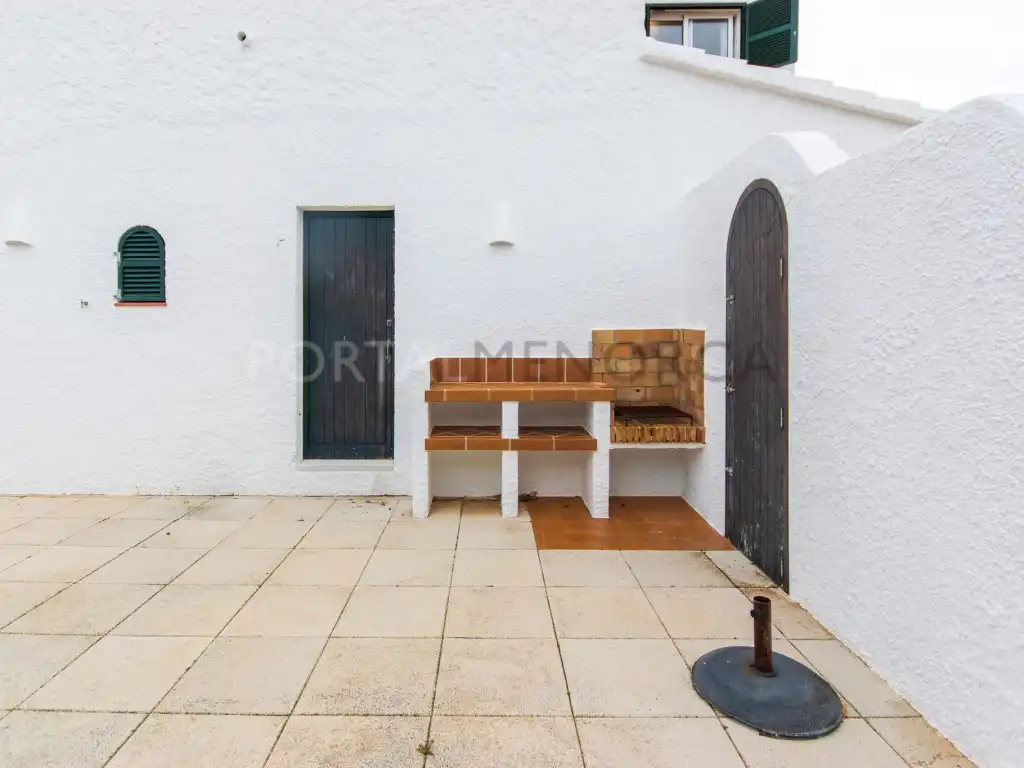 Terrassa de Casa o xalet en venda en Sant Lluís amb Terrassa i Piscina
