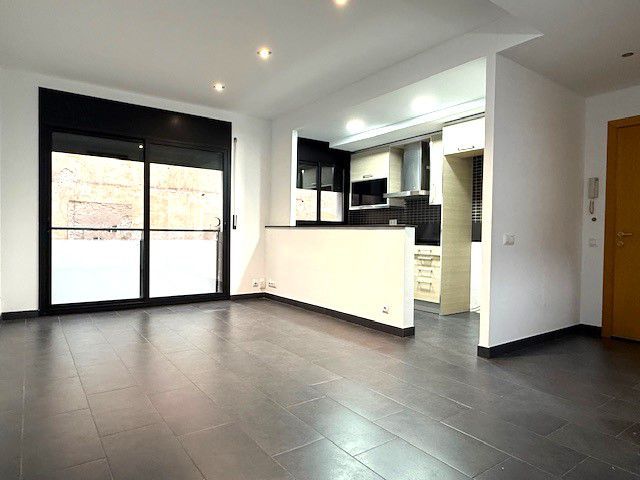 Kitchen of Flat for sale in Sant Vicenç Dels Horts  with Air Conditioner, Heating and Storage room