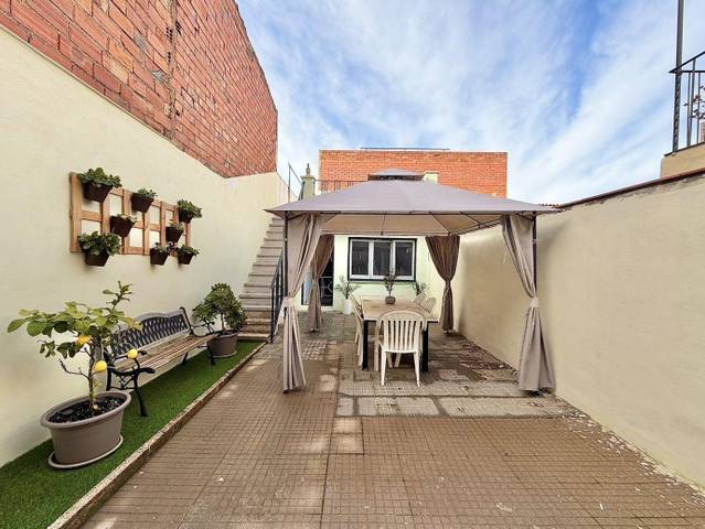 Casa adosada en Venta en Carrer COLOM, DE en Can Palet
