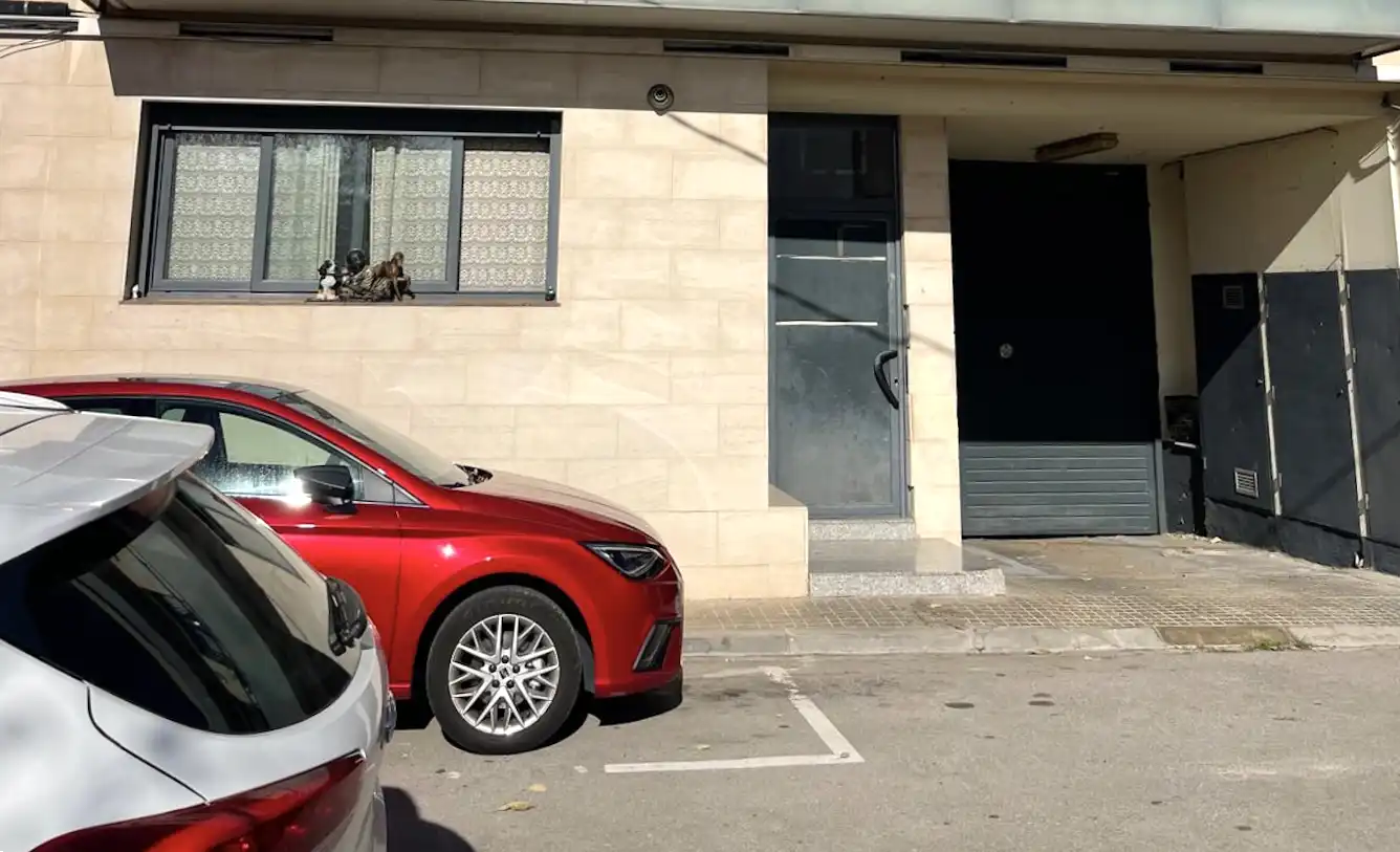 Garaje en venta en Sol, Poble Sec