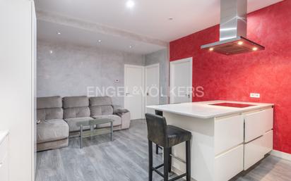 Kitchen of Flat for sale in  Madrid Capital  with Air Conditioner