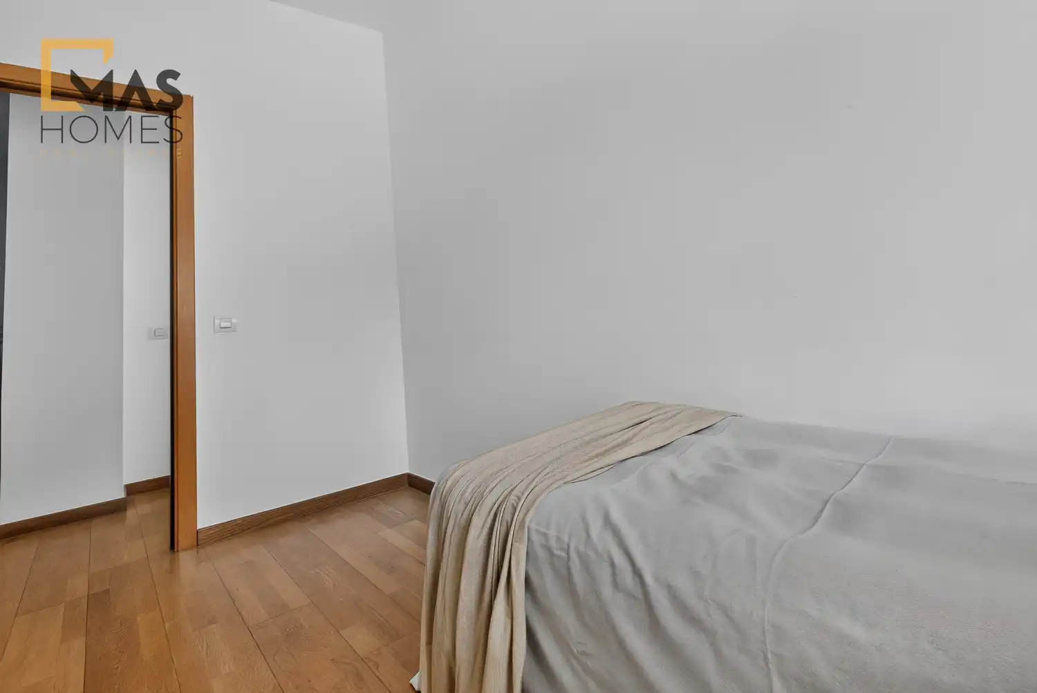 Dormitori de Pis en venda en Sant Cugat del Vallès amb Calefacció, Jardí privat i Parquet