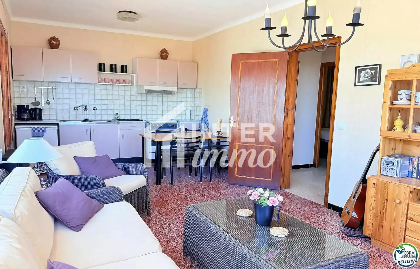 Sala d'estar de Casa o xalet en venda en Roses amb Jardí privat i Terrassa