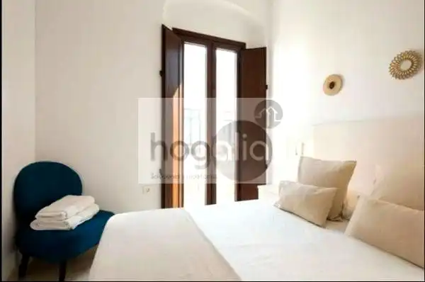 Habitación de Ático de alquiler en Sevilla con Aire acondicionado, Terraza y Amueblado