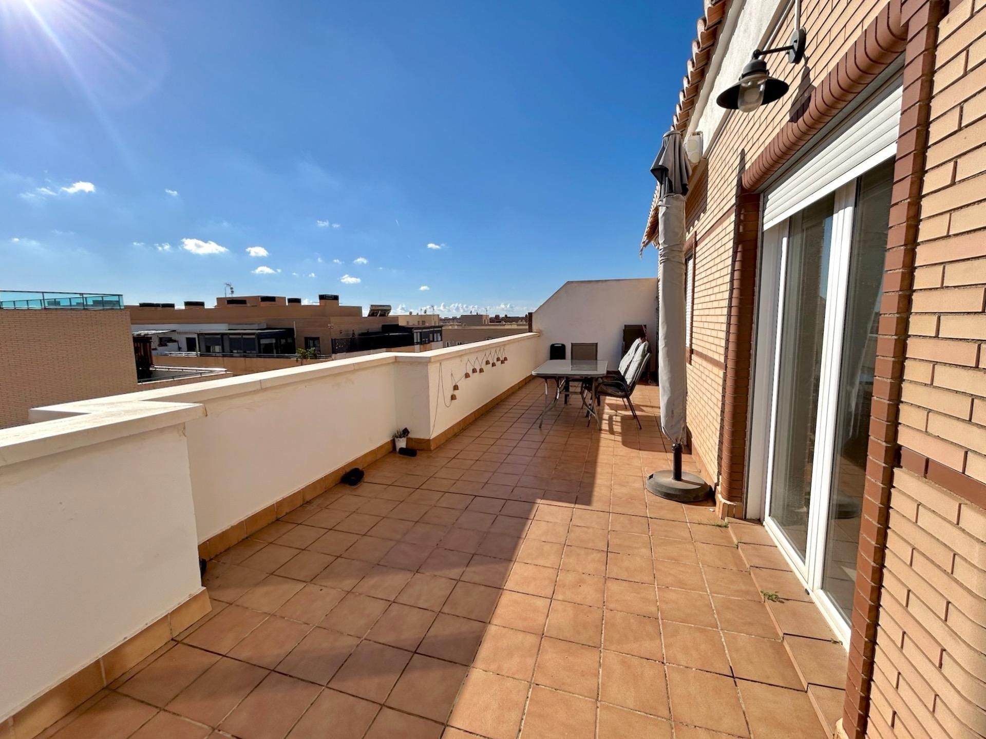 Terrassa de Àtic en venda en Roquetas de Mar amb Terrassa i Piscina comunitària