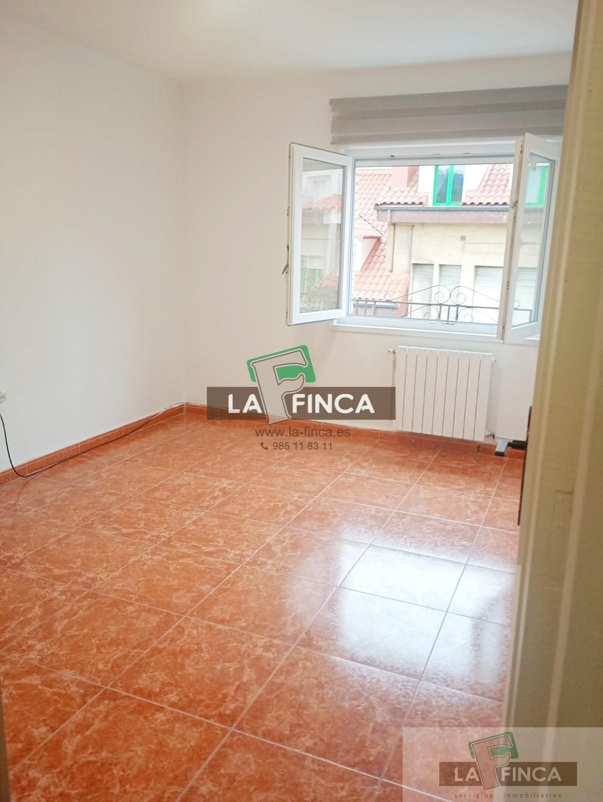 Dormitori de Pis en venda en Llanera amb Calefacció