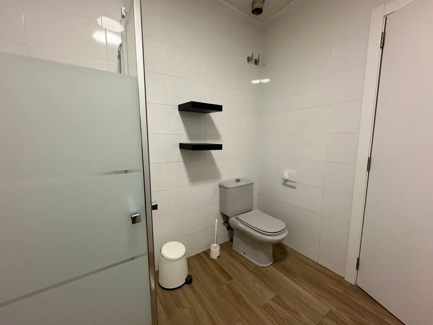Bany de Local de lloguer en Albaida amb Aire condicionat