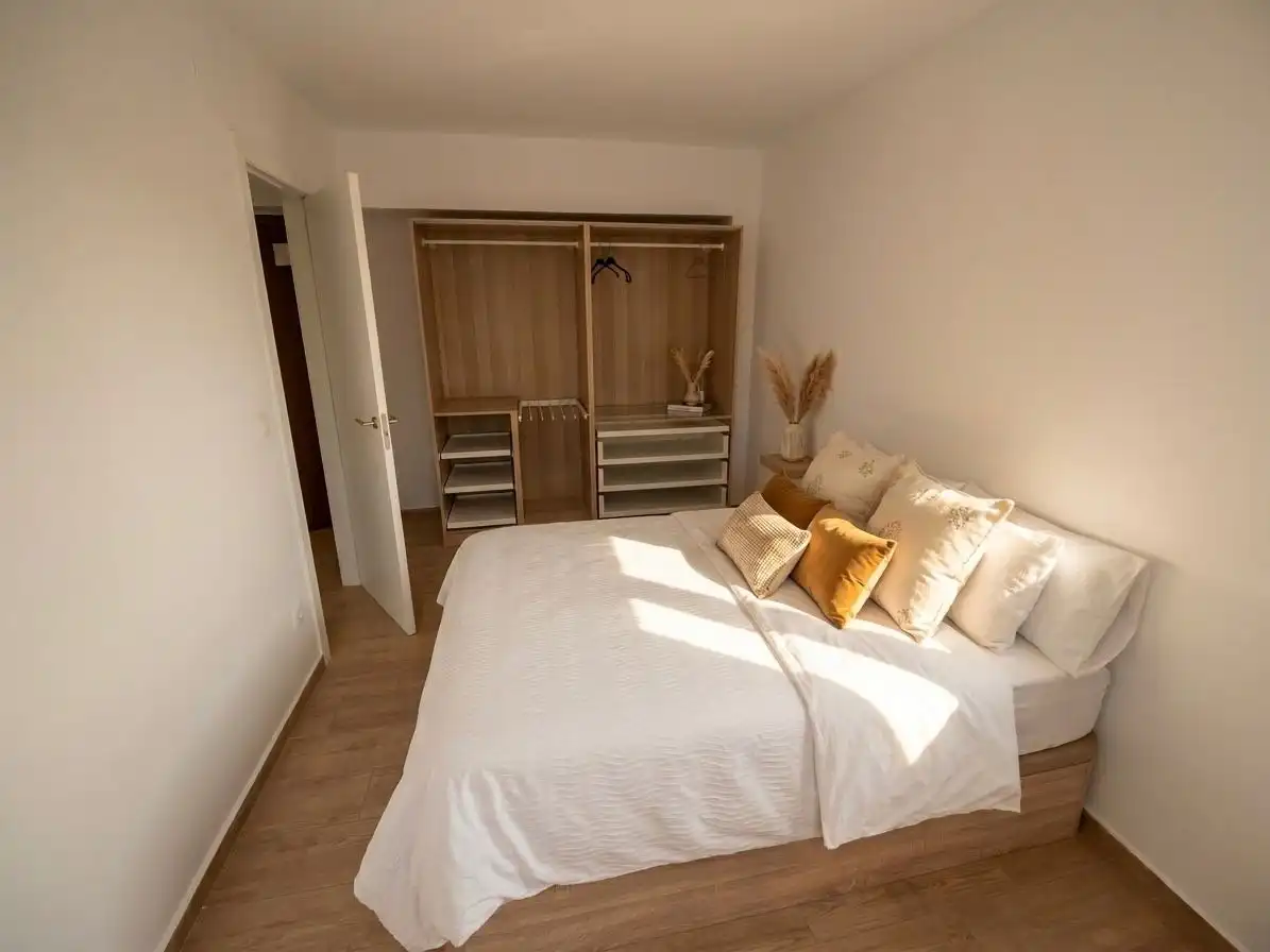 Schlafzimmer von Wohnung zur Miete in L'Eliana mit Klimaanlage, Heizung und Möbliert