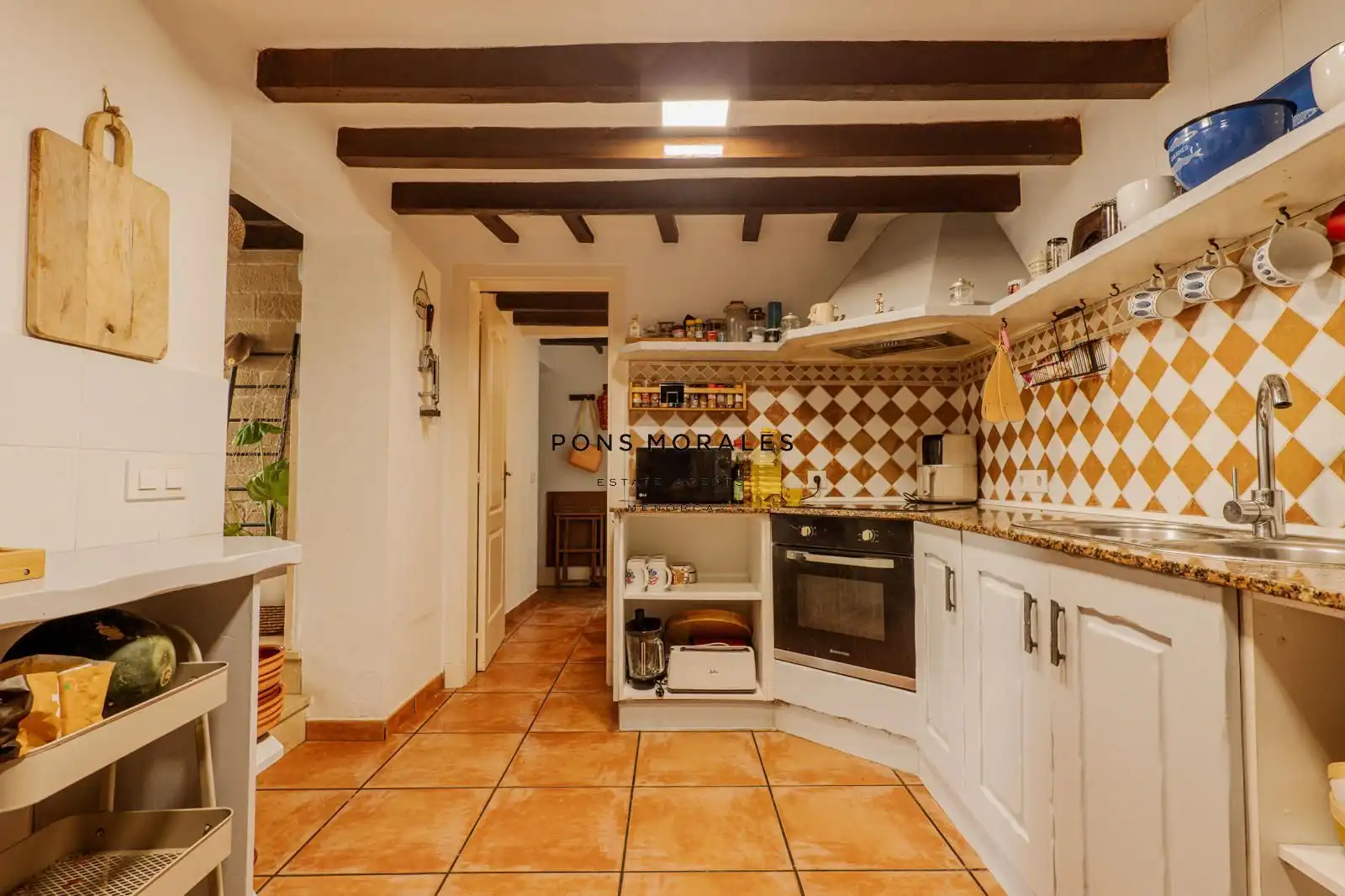 Casa con terraza en venta en Ferreries poble, imagen 4