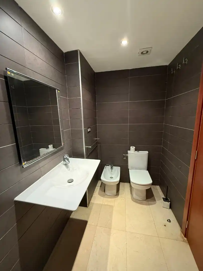 Baño de Piso en venta en Llinars del Vallès con Calefacción, Horno y Balcón