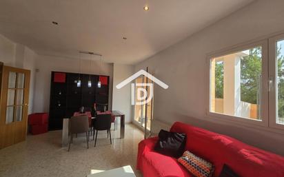 Living room of Flat for sale in Paterna  with Air Conditioner, Heating and Terrace