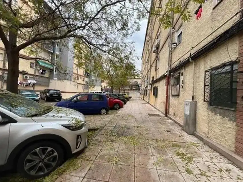Flat for sale in Calle ROCAFORT 29