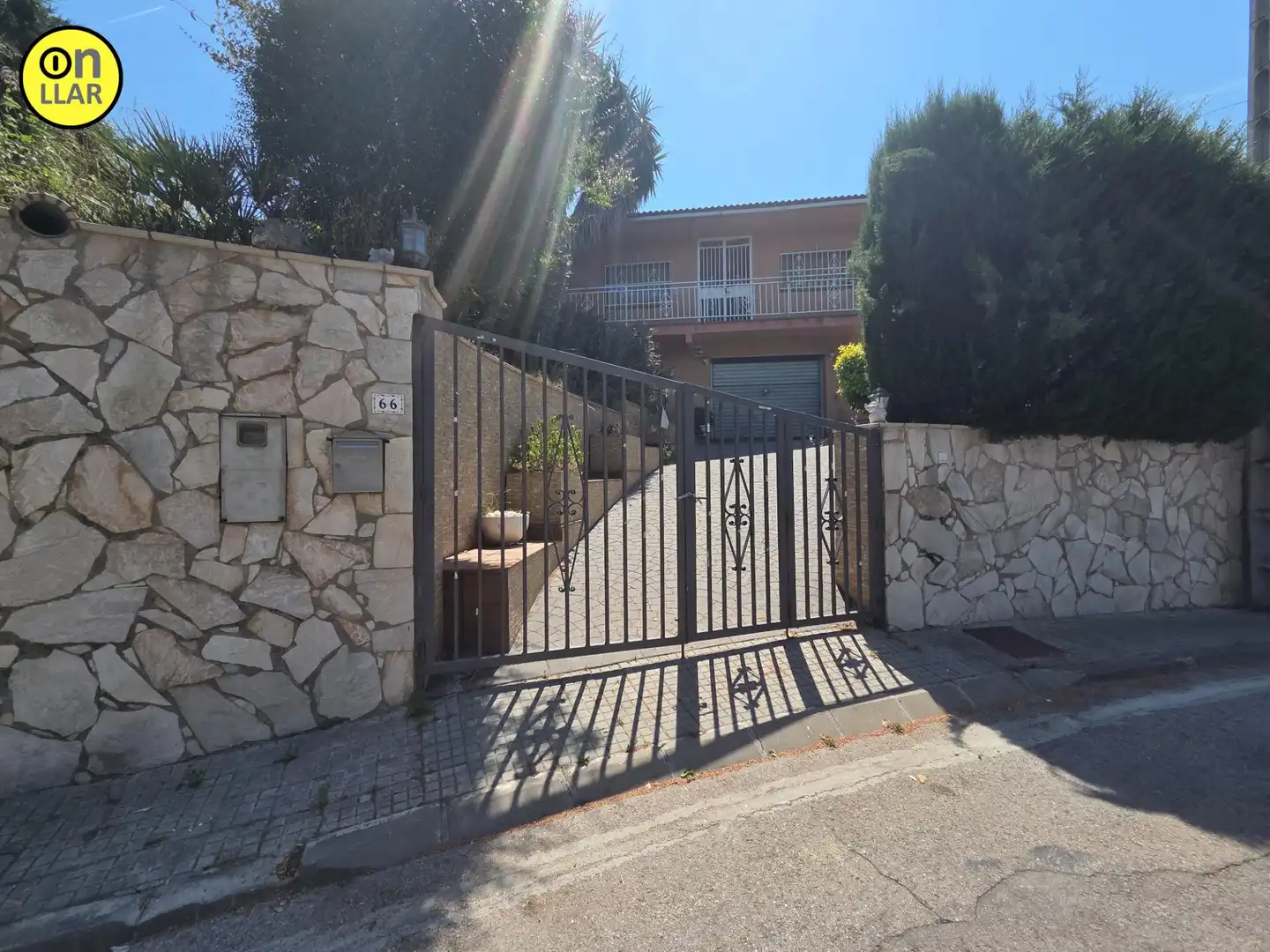 Vista exterior de Casa o xalet en venda en Vilanova del Vallès