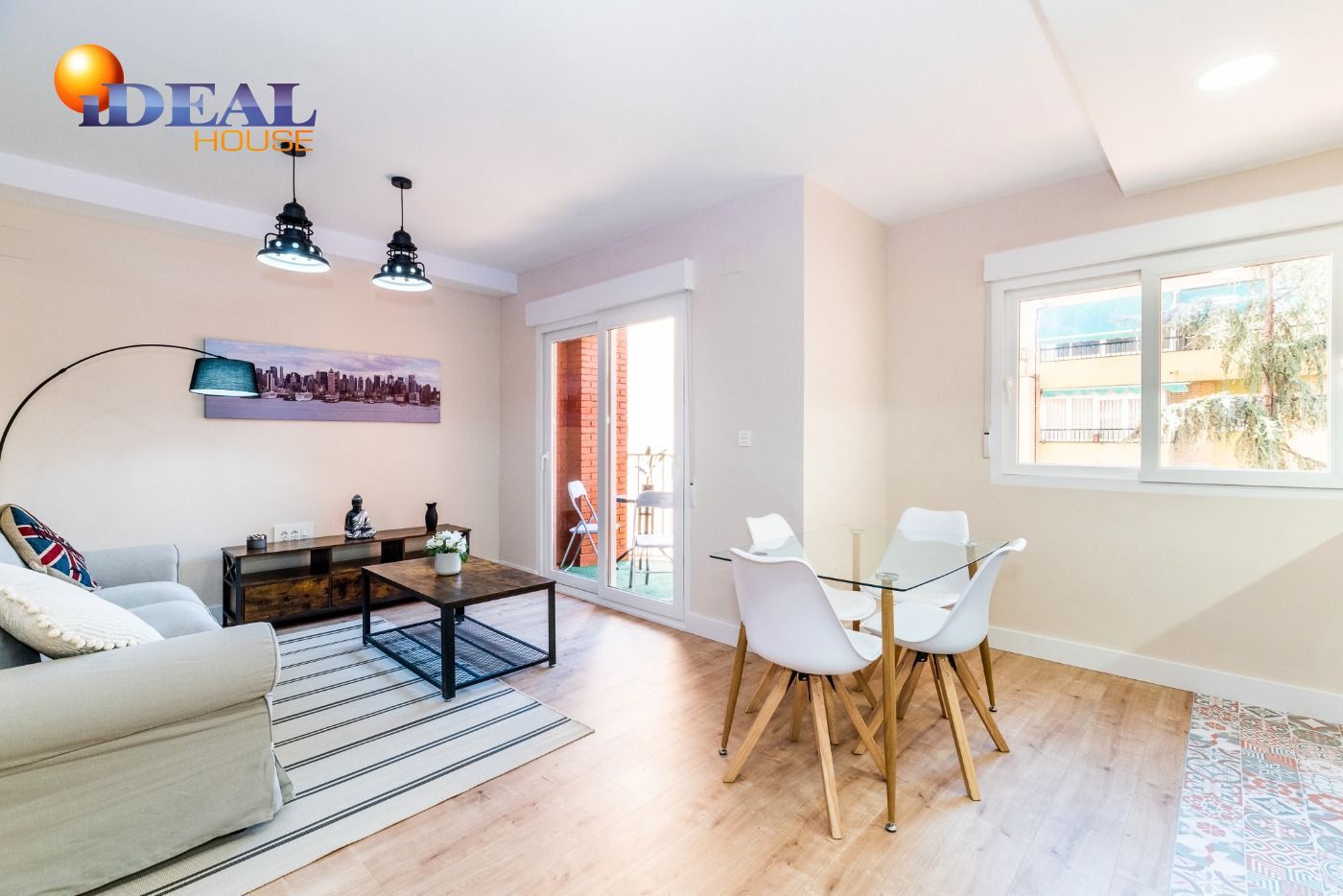 Sala de estar de Piso en venta en  Granada Capital con Aire acondicionado, Calefacción y Terraza