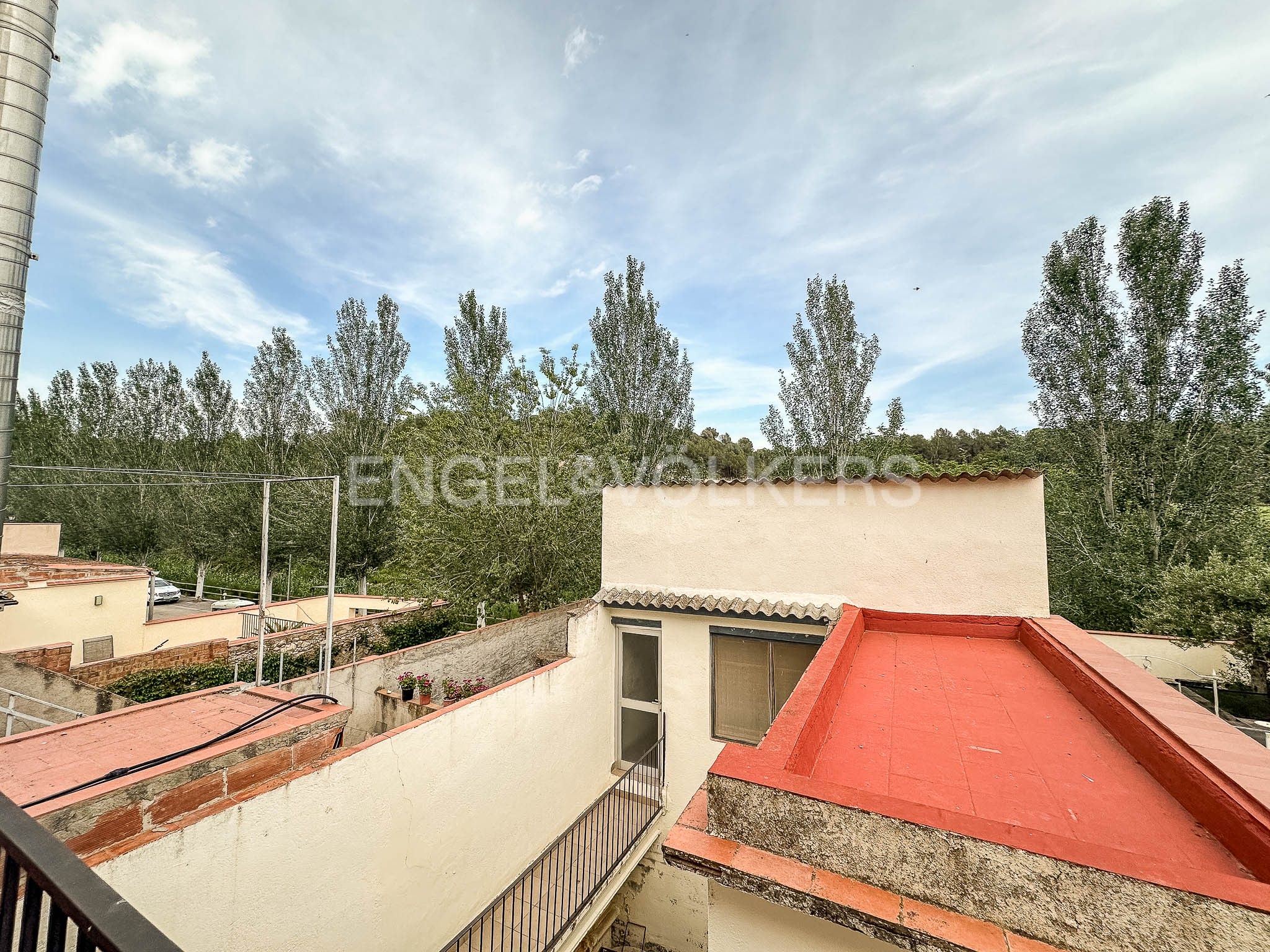Exterior view of House or chalet for sale in Sant Sadurní d'Anoia  with Heating, Terrace and Storage room