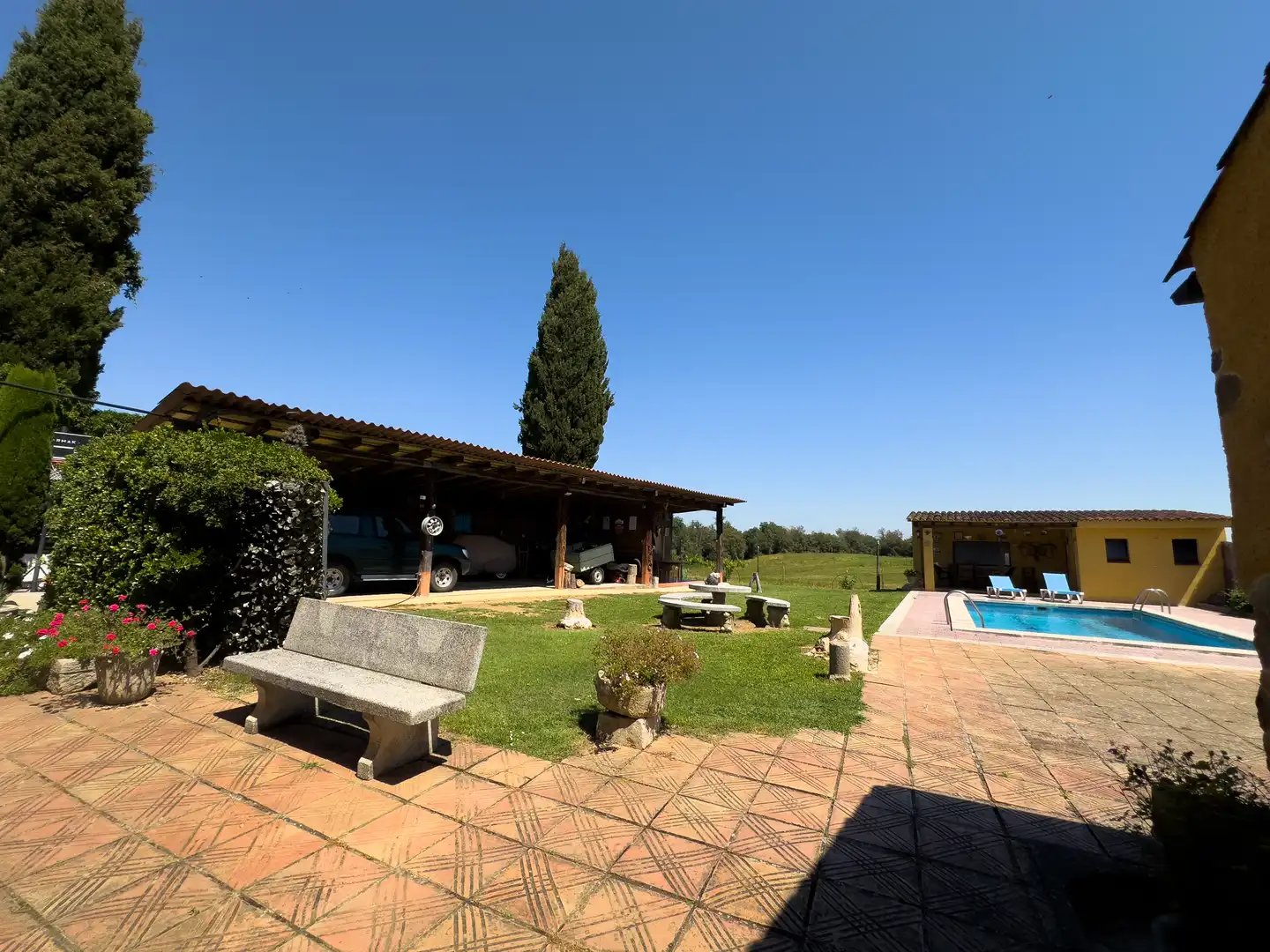 Casa rústica con piscina en venta en Aiguaviva, imagen 7