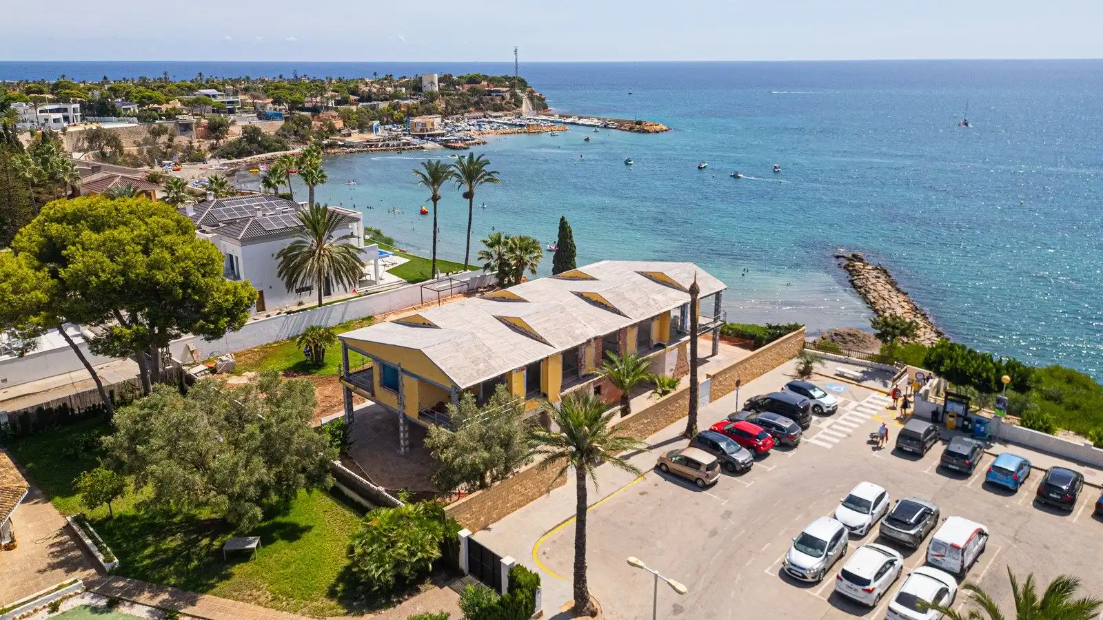 Chalet con piscina en venta en Orihuela Costa, imagen 2