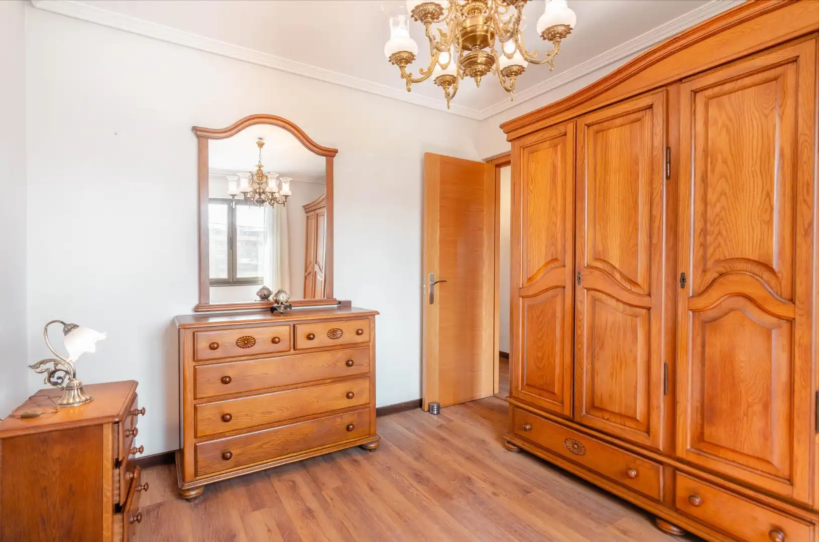 Habitación de Casa o chalet en venta en Avilés