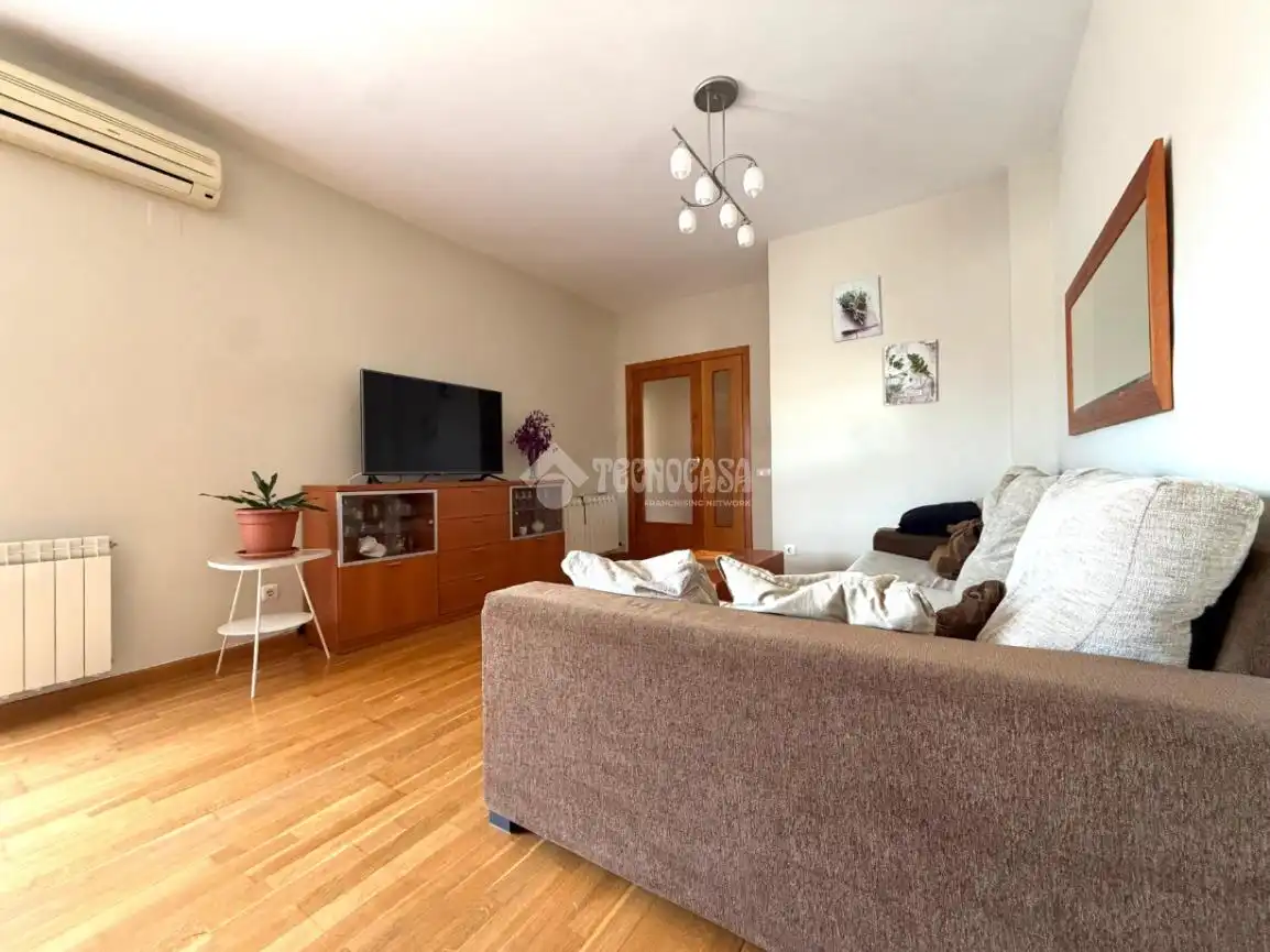 Sala de estar de Piso en venta en Badalona con Aire acondicionado, Trastero y Balcón