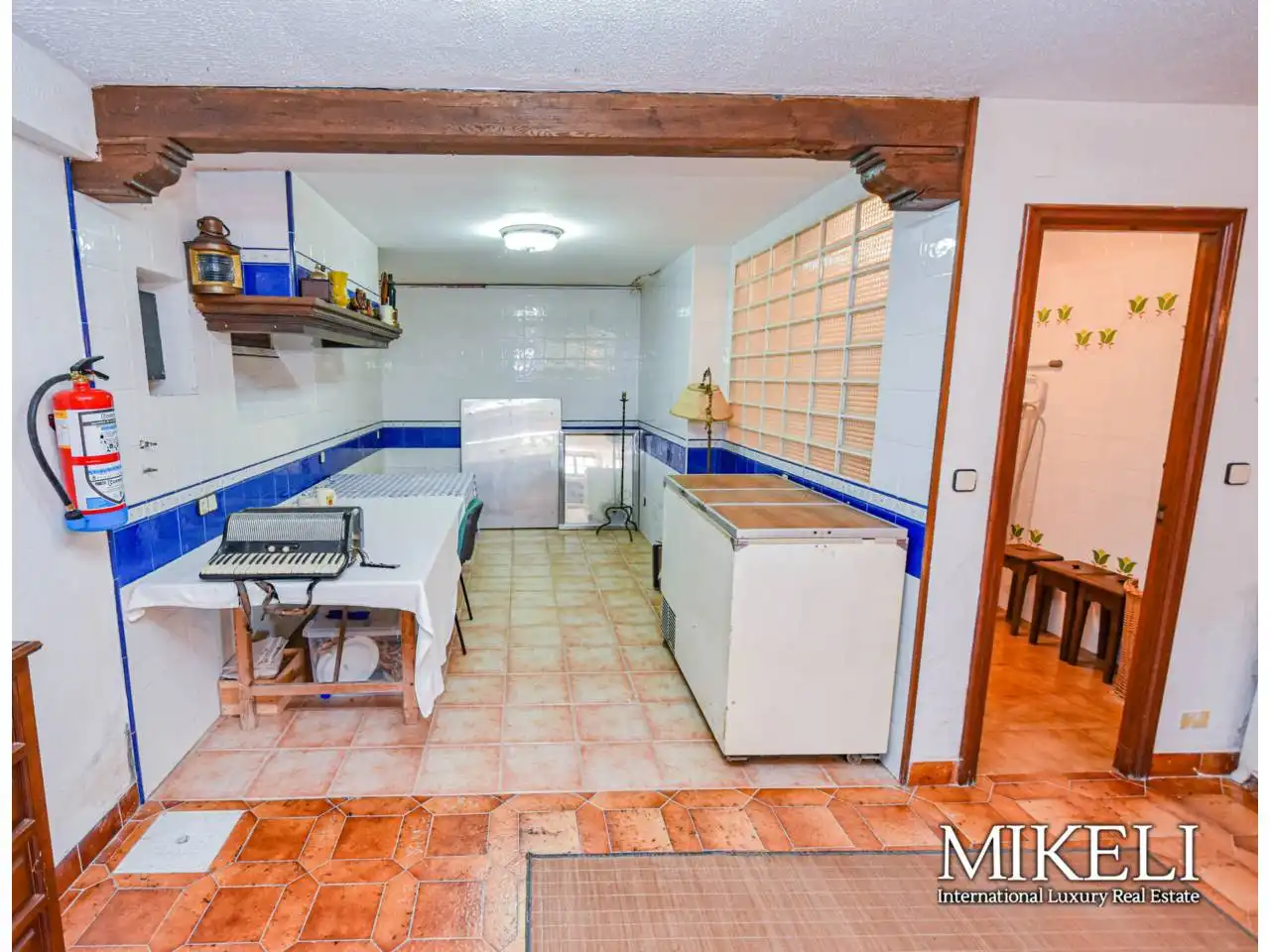 Cuina de Casa o xalet en venda en Piélagos amb Calefacció, Jardí privat i Terrassa