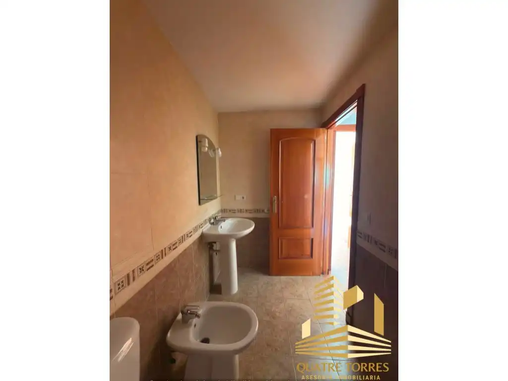 Bathroom of Houses for sale in Beniparrell