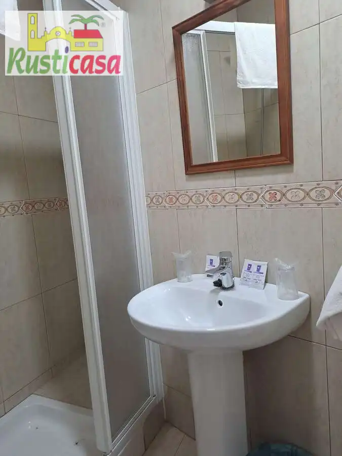 Bany de Edifici en venda en Bailén
