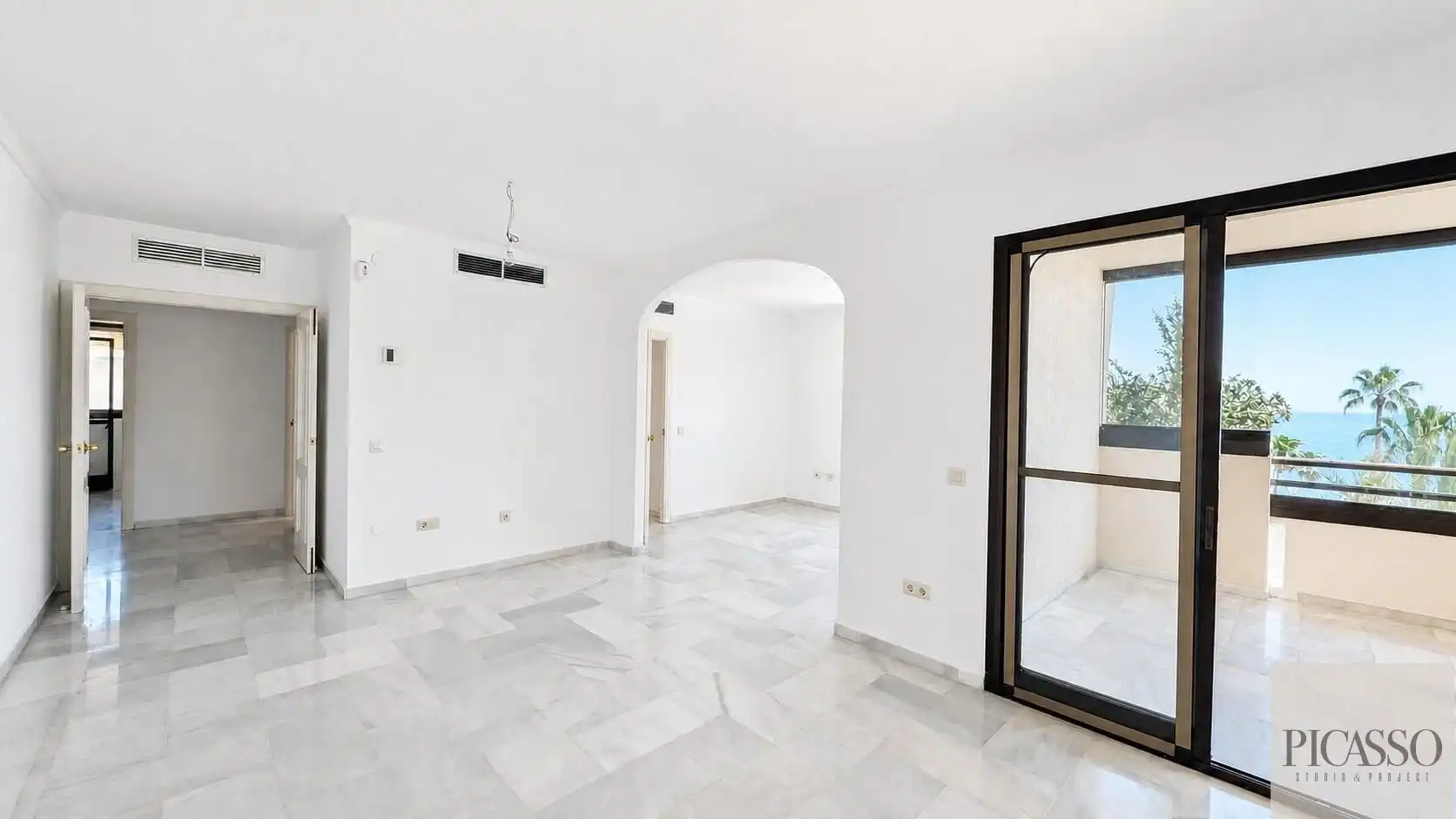 Piso en venta en Torremolinos con Aire acondicionado, Jardín privado y Trastero