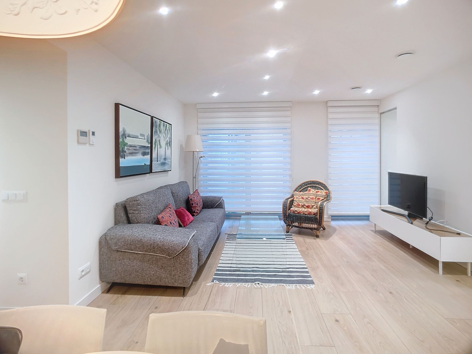 Living room of Flat to rent in  Zaragoza Capital  with Air Conditioner, Heating and Storage room