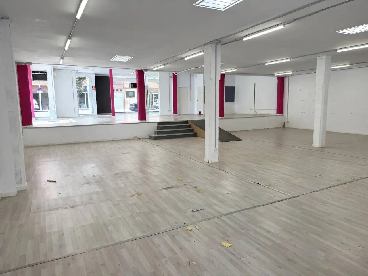 Local comercial en venda a Llevant, imagen 3