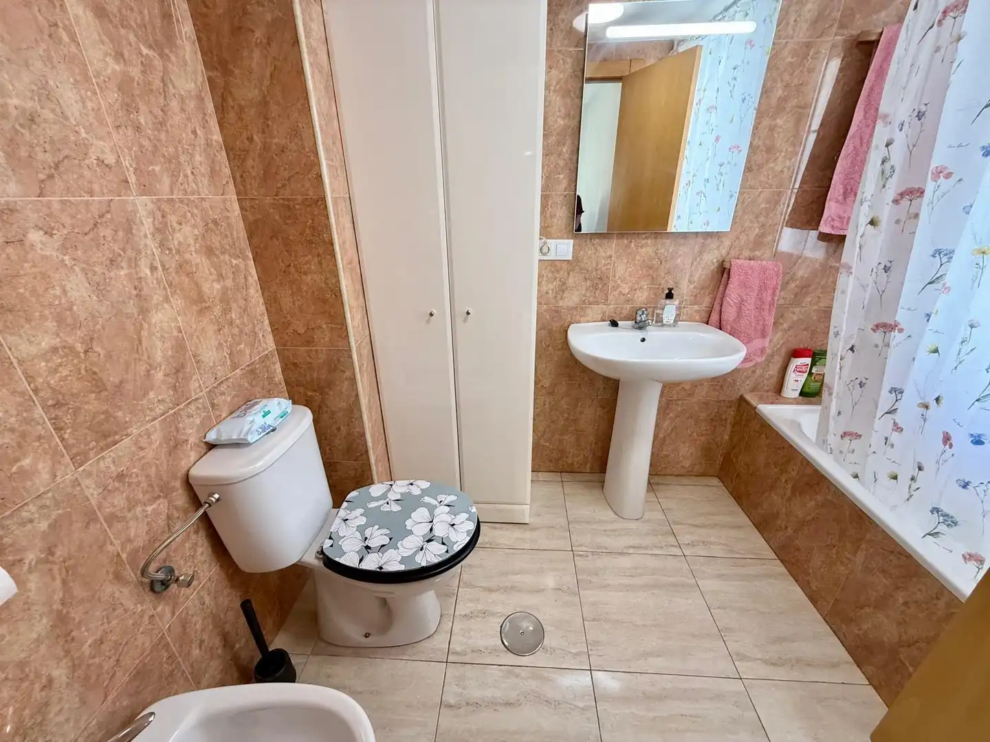 Bathroom of Detached homes for sale in Gérgal  with Air Conditioner, Private garden and Storage room