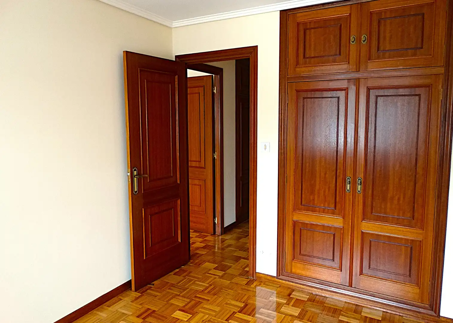 Pis en venda en Mugardos amb Calefacció, Parquet i Terrassa
