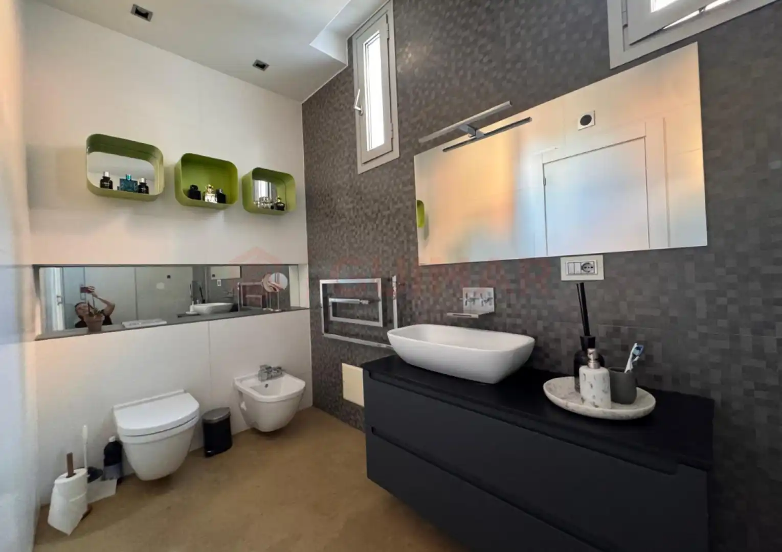 Bathroom of Houses for sale in La Miranda - Can Candeler 