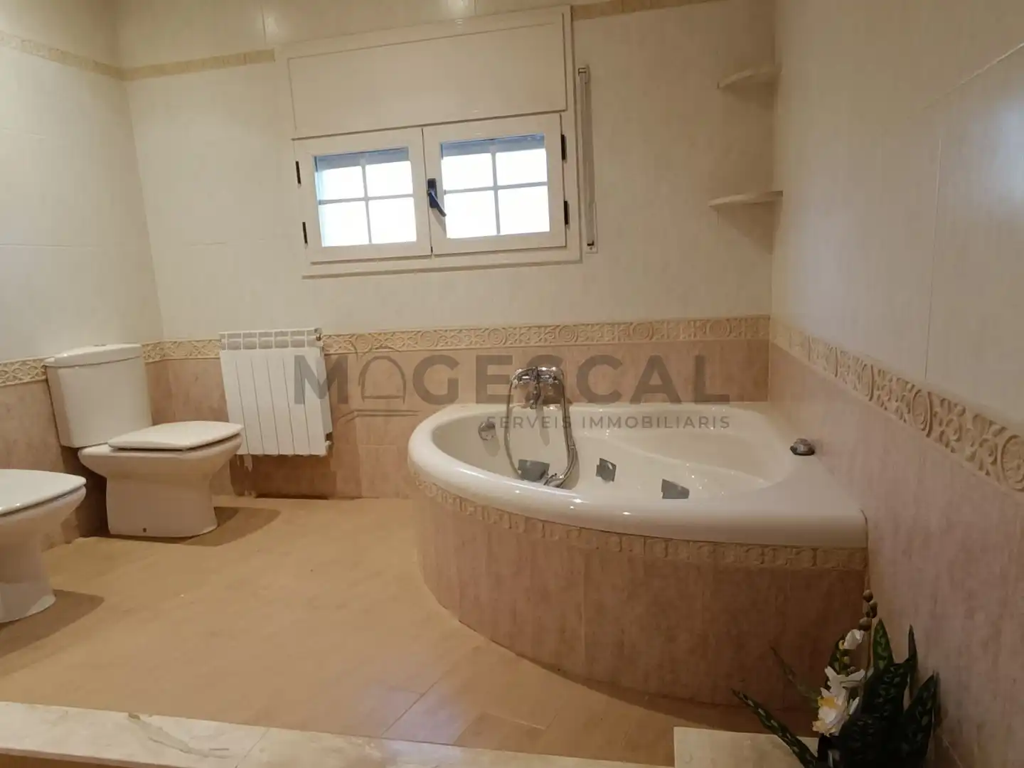 Bany de Casa o xalet en venda en Caldes de Montbui amb Calefacció, Terrassa i Traster