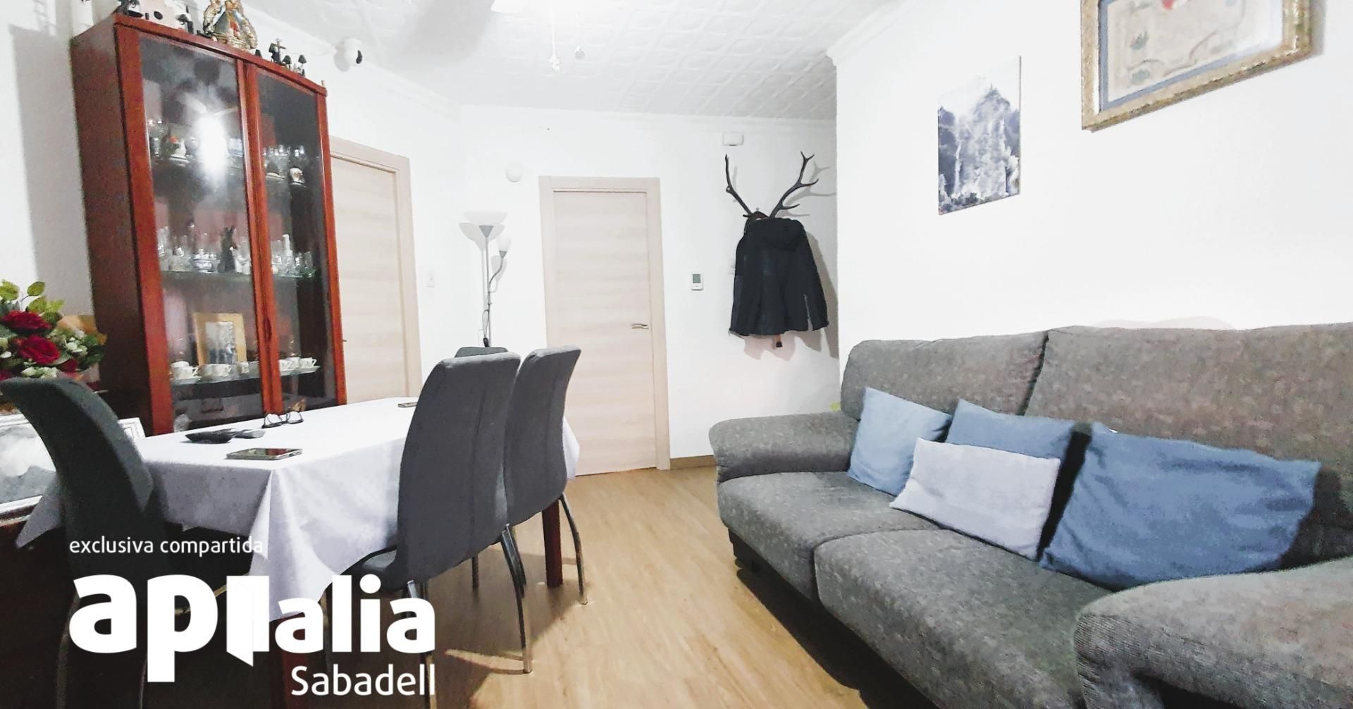Bedroom of Flat for sale in Sabadell  with Parquet flooring