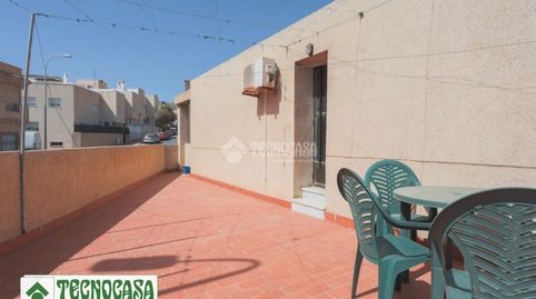 Foto 2 von Einfamilien-Reihenhaus zum Verkauf in Adra, Almería
