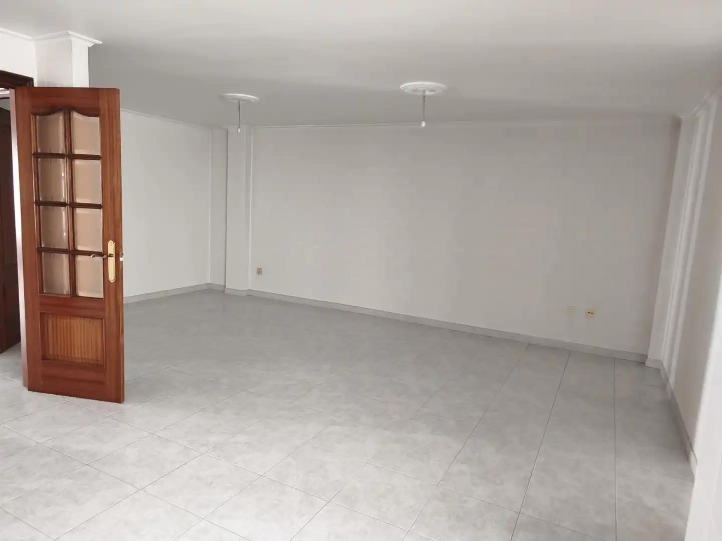 Piso en venta en Carballo con Calefacción, Trastero y Balcón