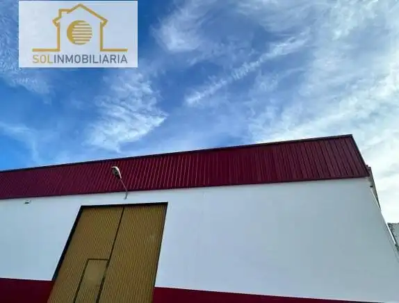 Vista exterior de Nau industrial de lloguer en Sariegos