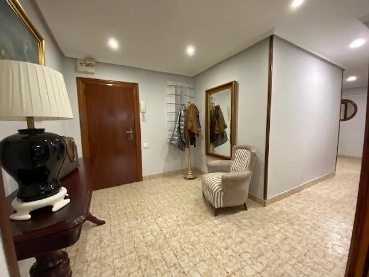 Piso de alquiler en Oviedo  con Calefacción y Amueblado