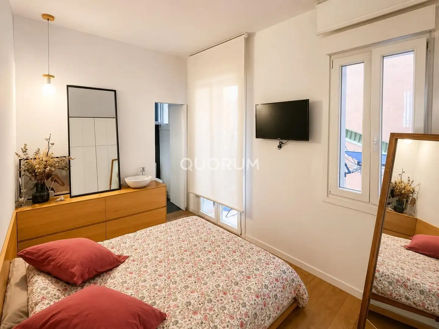 Habitación de Piso de alquiler en Bilbao  con Calefacción y Amueblado
