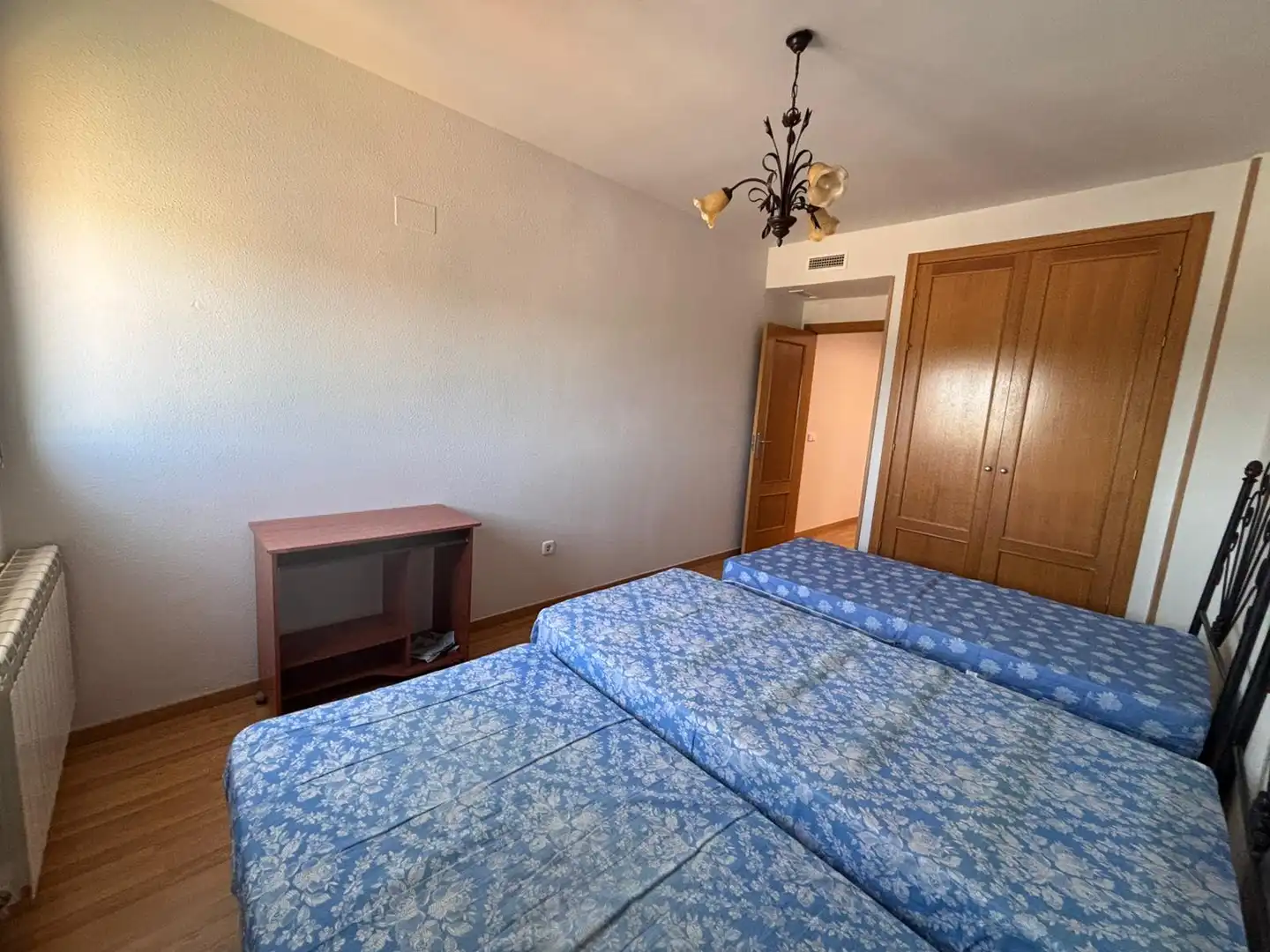 Habitación de Casa adosada en venta en Mérida con Aire acondicionado, Calefacción y Parquet