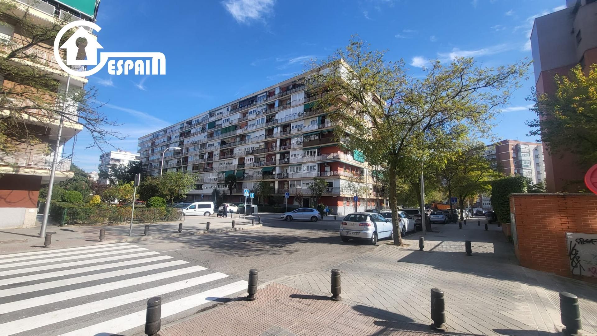 Vista exterior de Pis en venda en  Madrid Capital amb Aire condicionat, Calefacció i Jardí privat