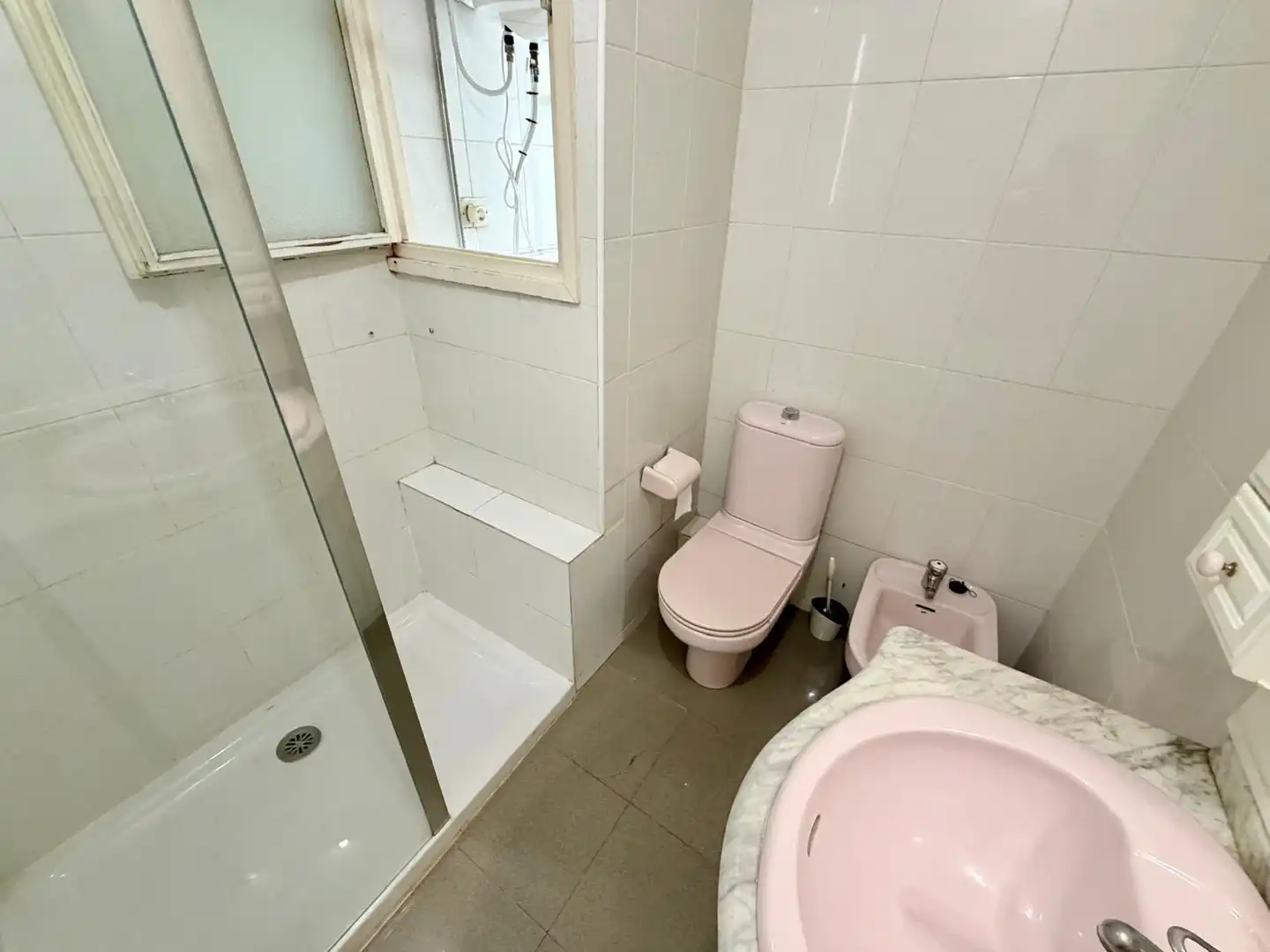 Bany de Pis en venda en Almería amb Aire condicionat, Calefacció i Moblat