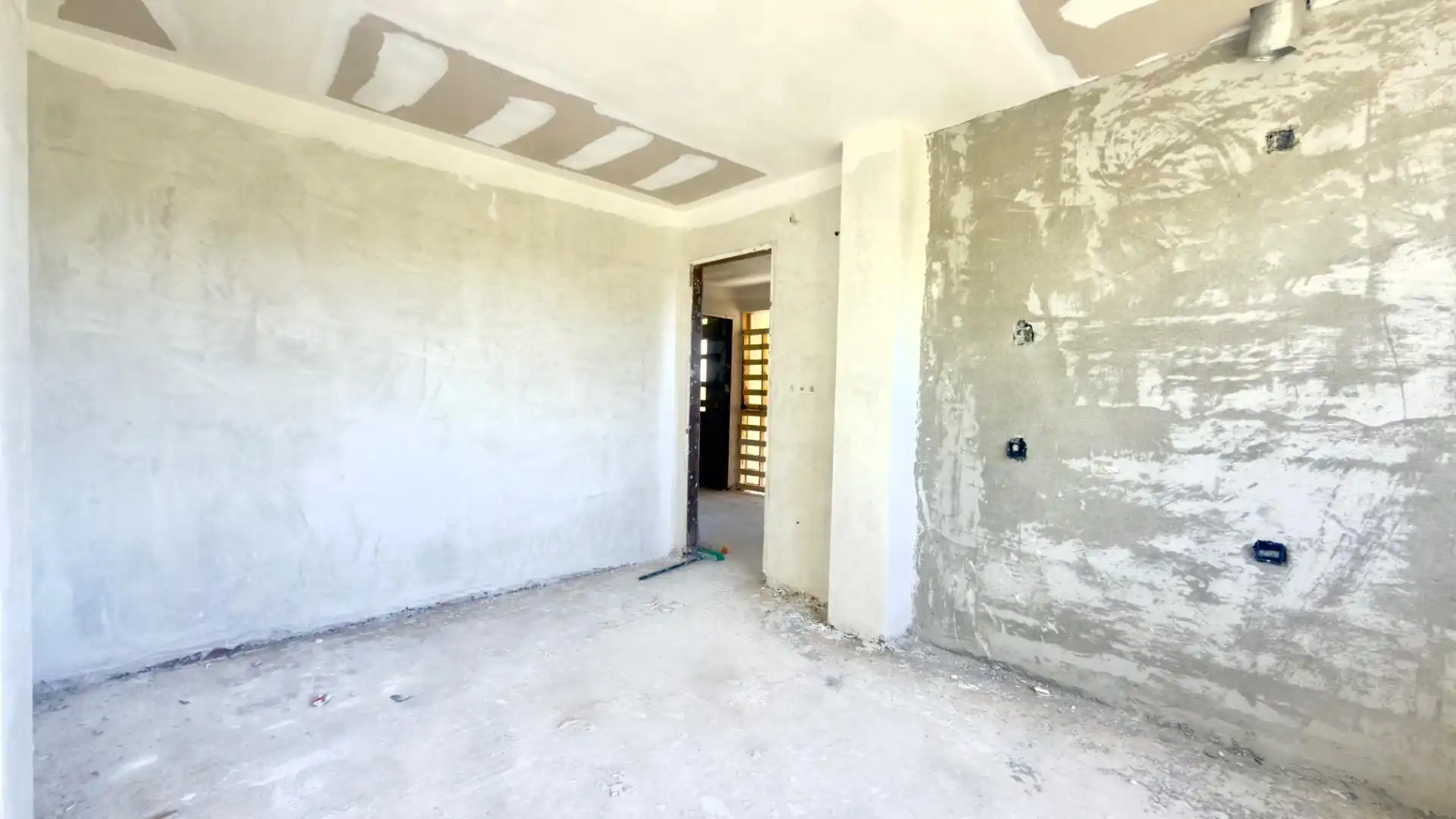 Casa adosada en venta en A Merca   con Calefacción, Jardín privado y Terraza