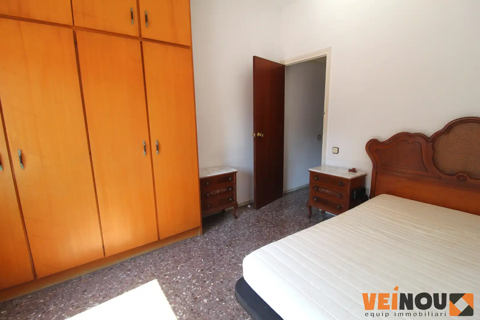 Habitación de Piso en venta en L'Hospitalet de Llobregat con Balcón