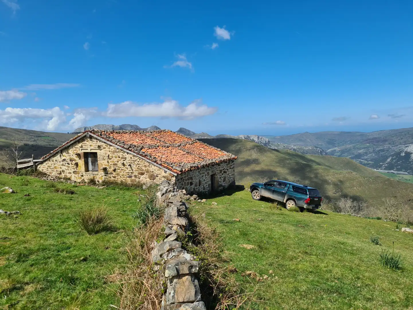 Vista exterior de Casa o xalet en venda en Rionansa amb Jardí privat