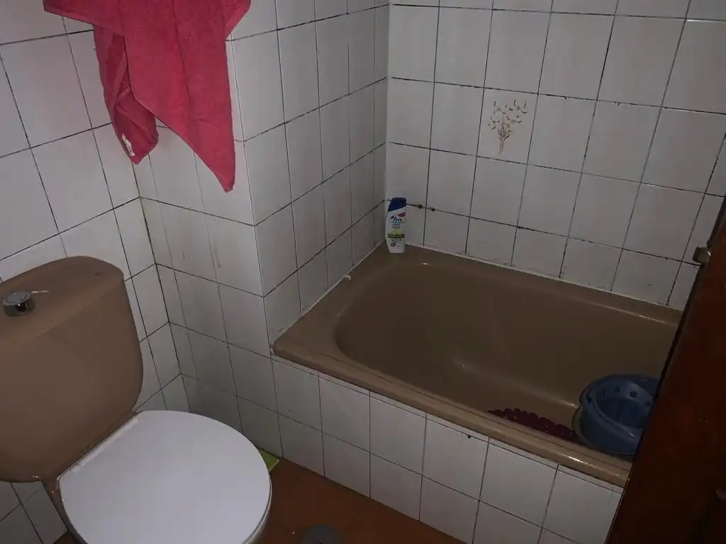 Bathroom of Flat for sale in Narón