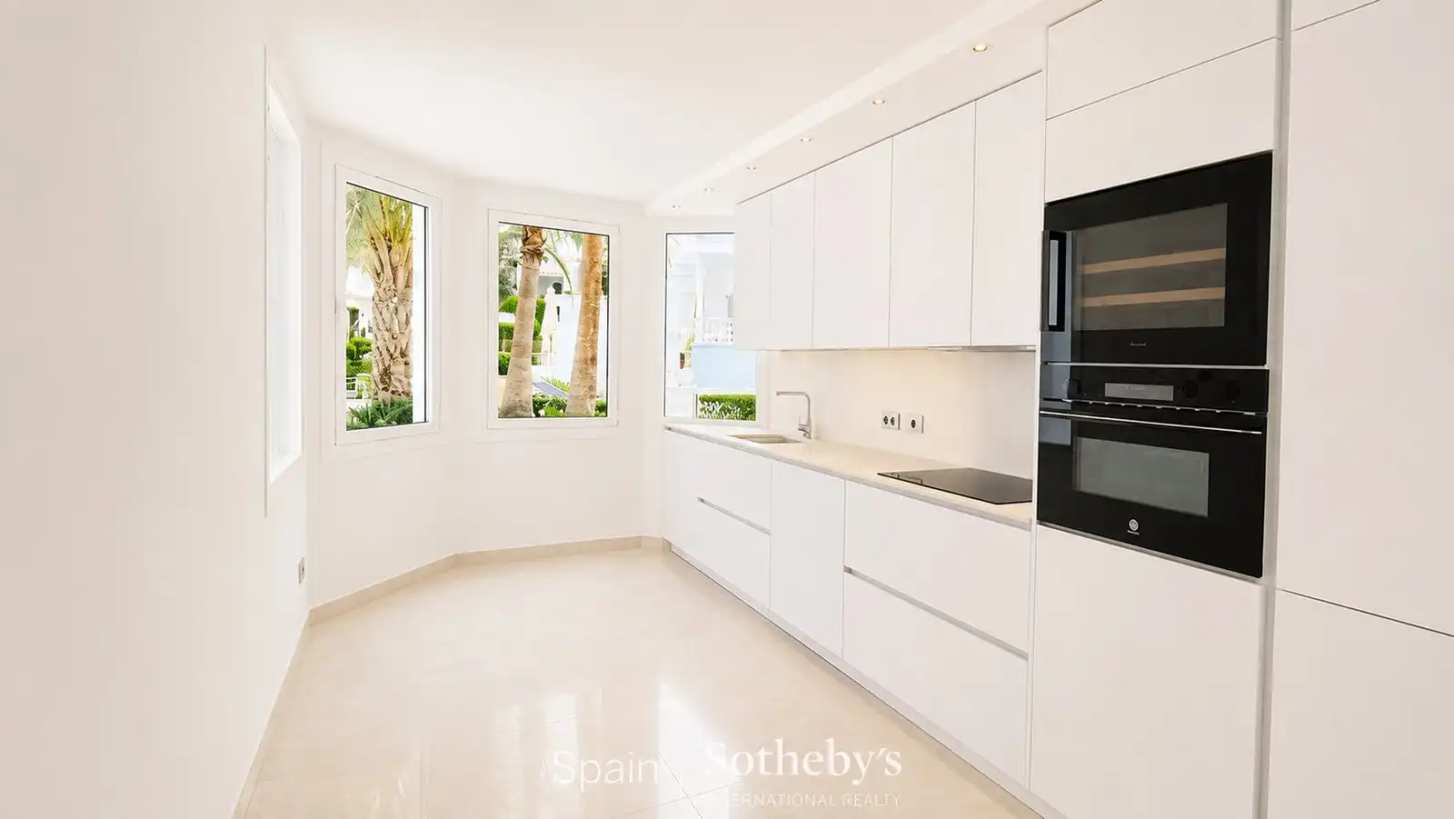 Cocina de Casa o chalet en venta en Adeje con Aire acondicionado, Terraza y Piscina comunitaria