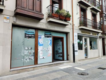 Business premises for sale in C/ Kampokale