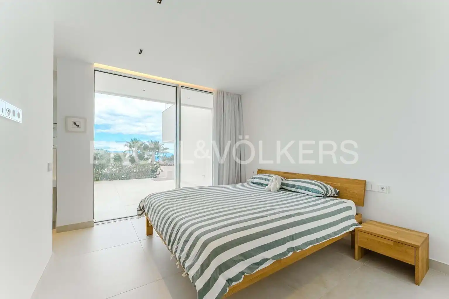 Bedroom of Houses for sale in Guía de Isora  with Air Conditioner, Terrace and Swimming Pool