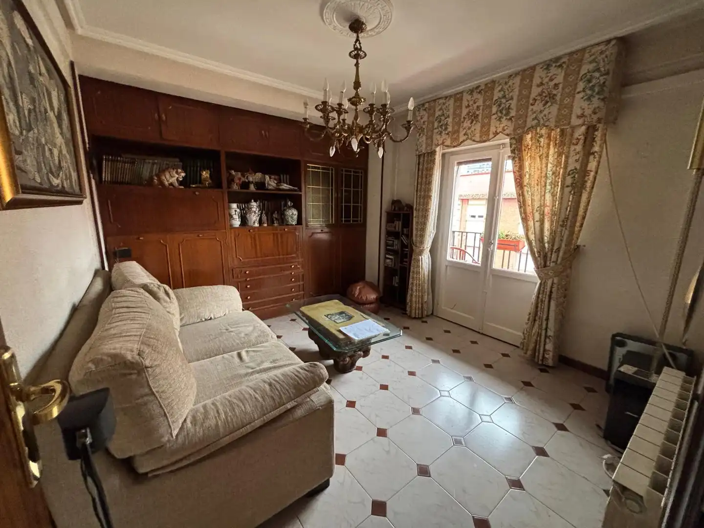 Sala d'estar de Pis en venda en La Almozara